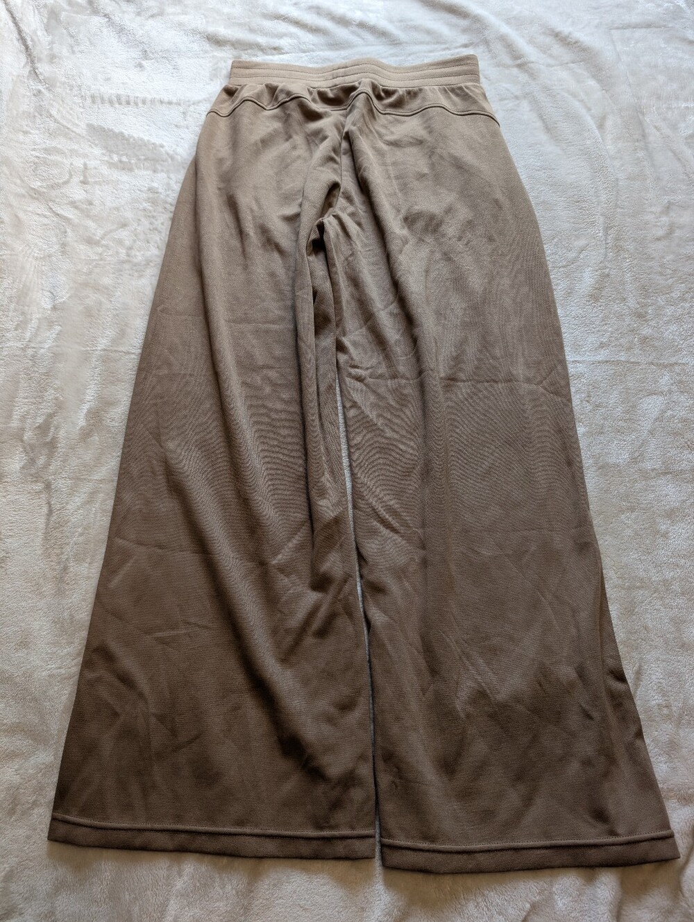 HALARA Flex Wide Leg Lounge Pants – Taupe – Women's Medium Regular NWOT - Picture 6 of 8